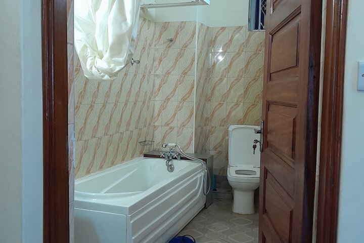 Room 14 of 19