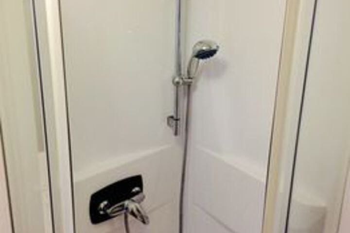 Room 15 of 112