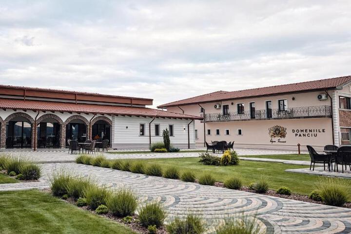 Exterior of Pescobar Winery and Resort