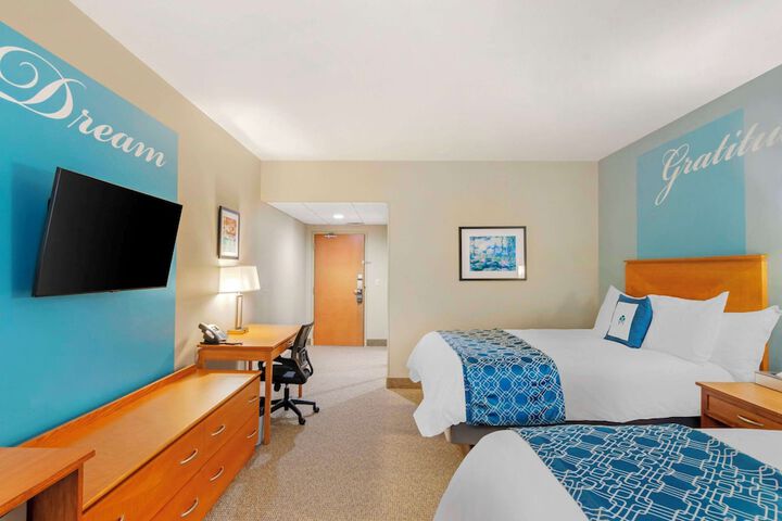 2 Queen Beds (4 of 17)