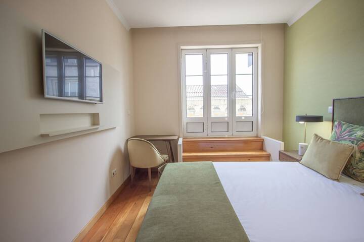 Room 46 of 101