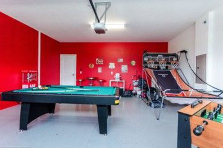 Room 4 of 26