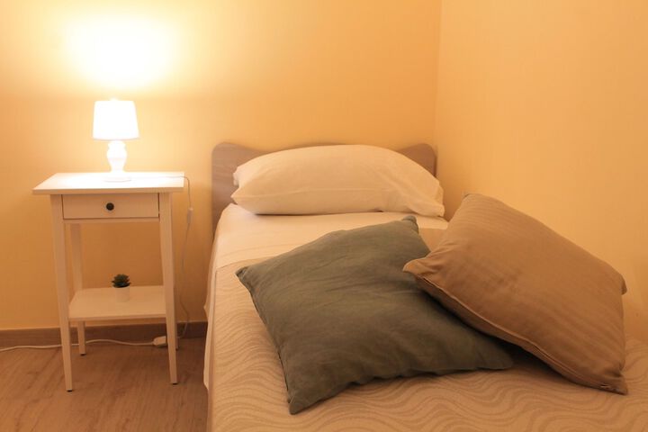 Room 19 of 50
