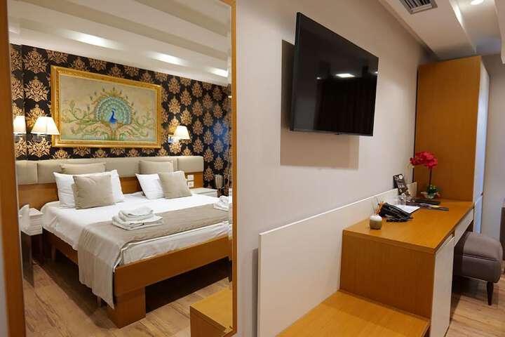Room 18 of 45
