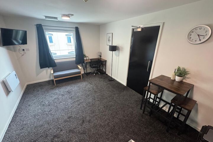 Room 10 of 15