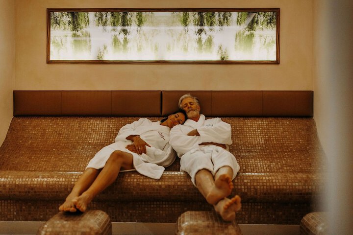 Spa 55 of 77