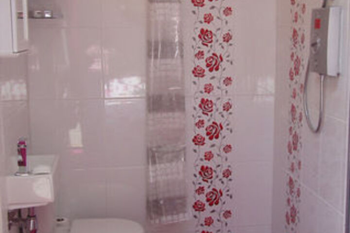 Room 2 of 35