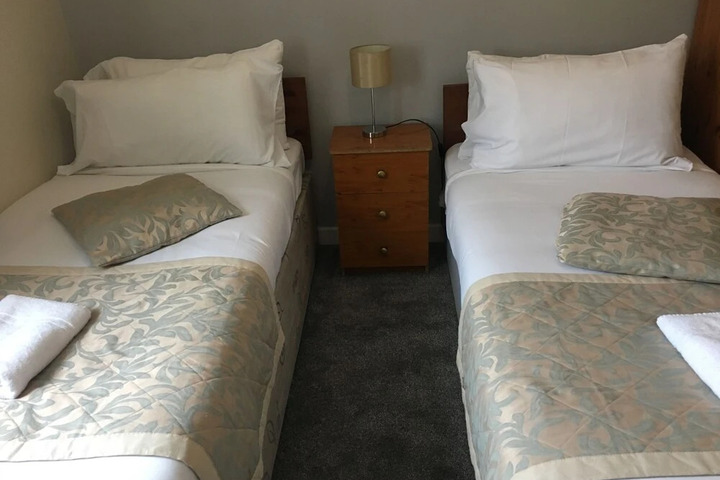 THE MAWNEY HOTEL