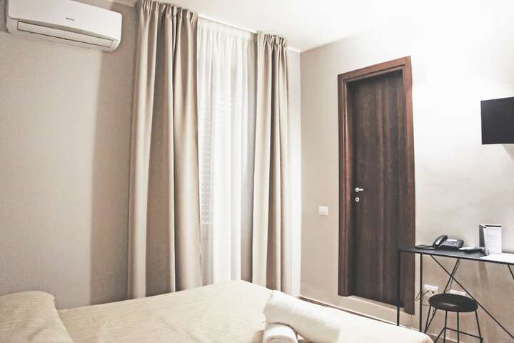 Room 51 of 71