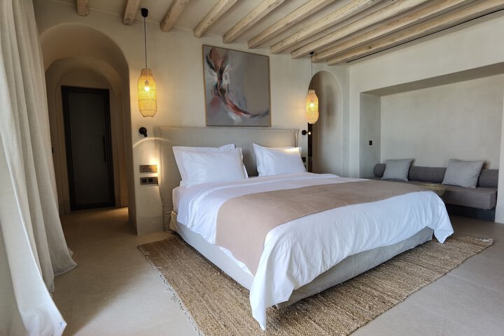 Room 16 of 101