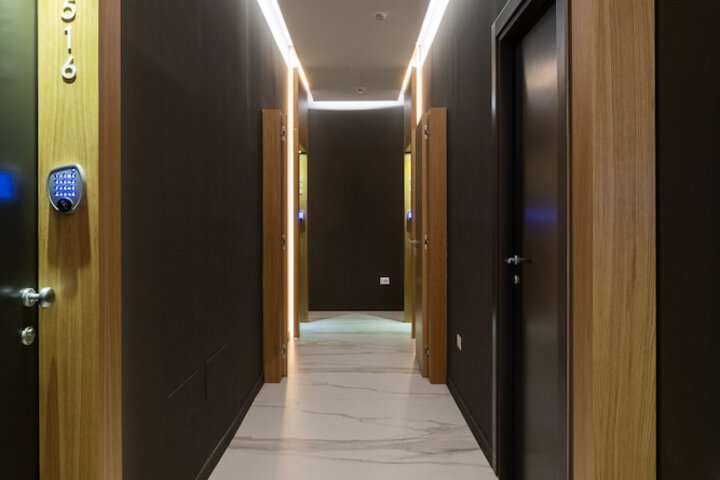 Ballroom/Hall 67 of 76