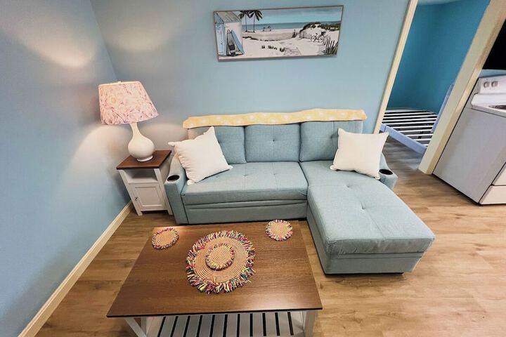 Room 7 of 14