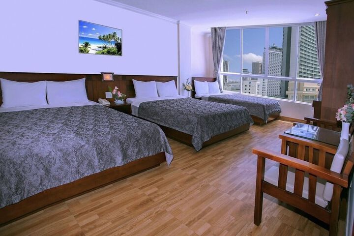Room 10 of 23