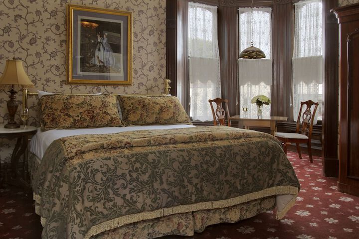 Room 15 of 66