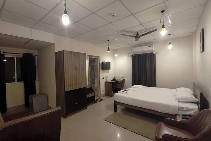 Room 97 of 169