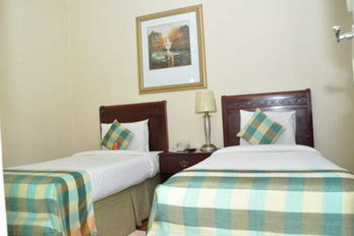 Room 14 of 29