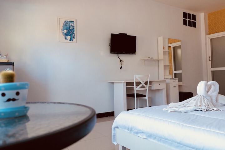 Room 11 of 46