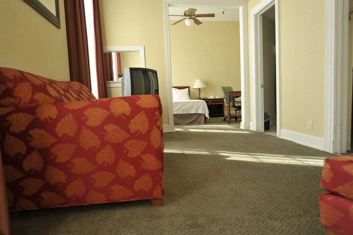Room 14 of 25