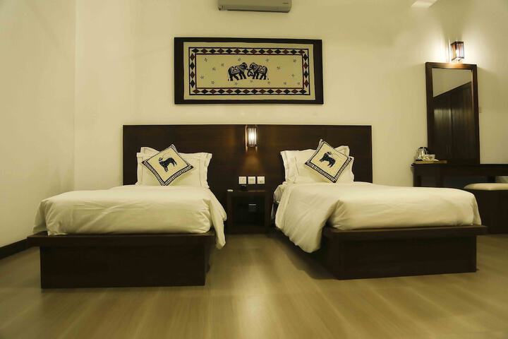 Room 17 of 54