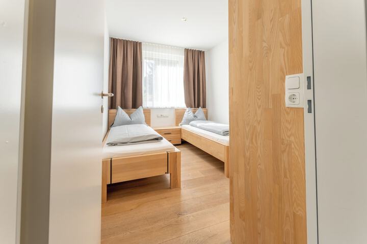 Room 43 of 156
