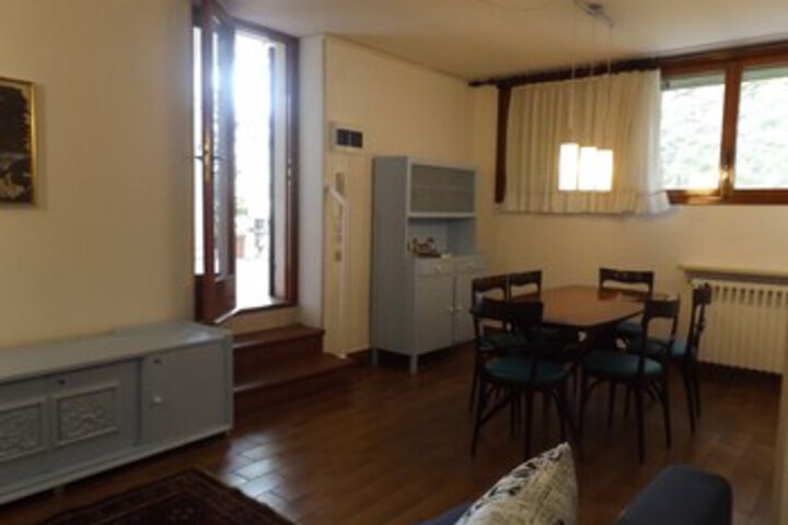 Room 23 of 46