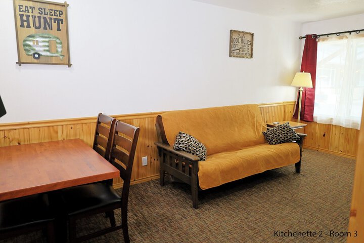Room 203 of 341