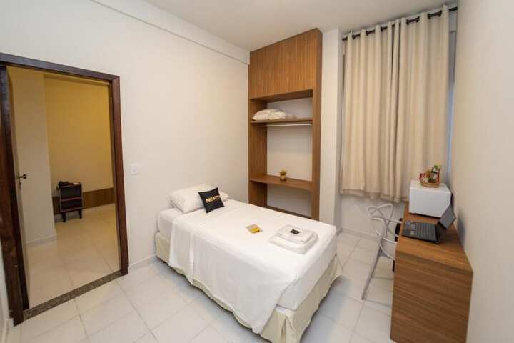 Room 11 of 19