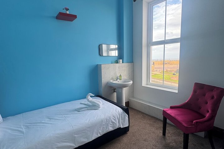 Room 18 of 49