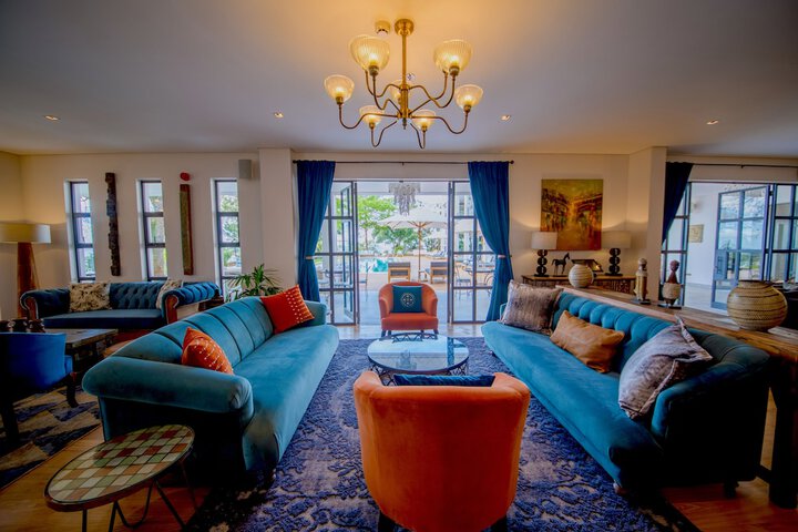 Lounge 115 of 160
