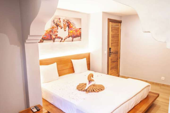 Room 14 of 35