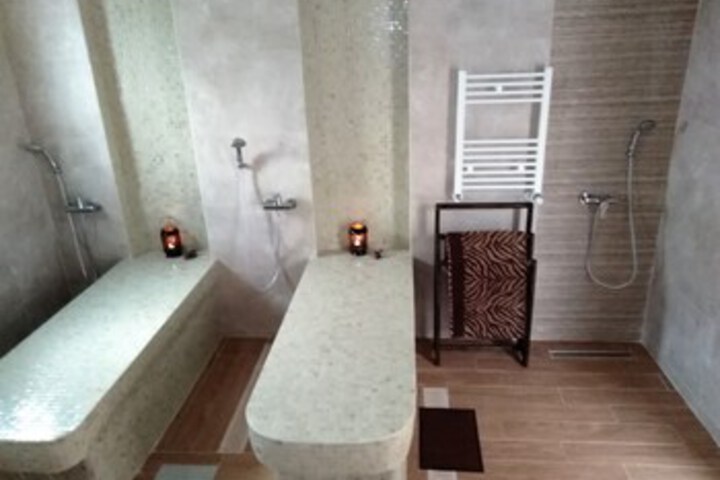 Spa 64 of 69