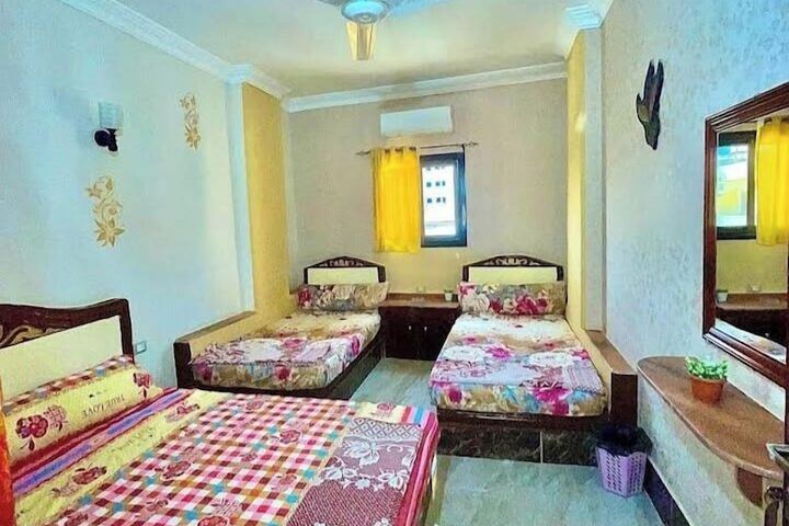 Room 6 of 19