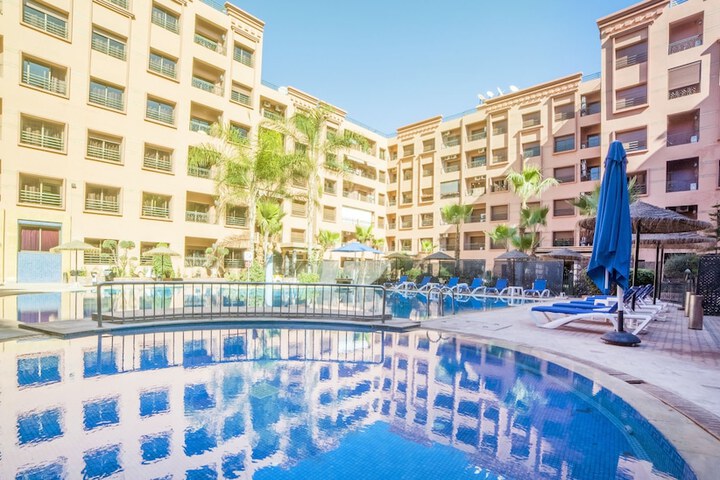 Pools & Facilities