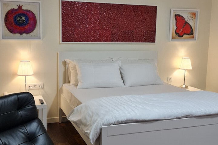 Room 11 of 81