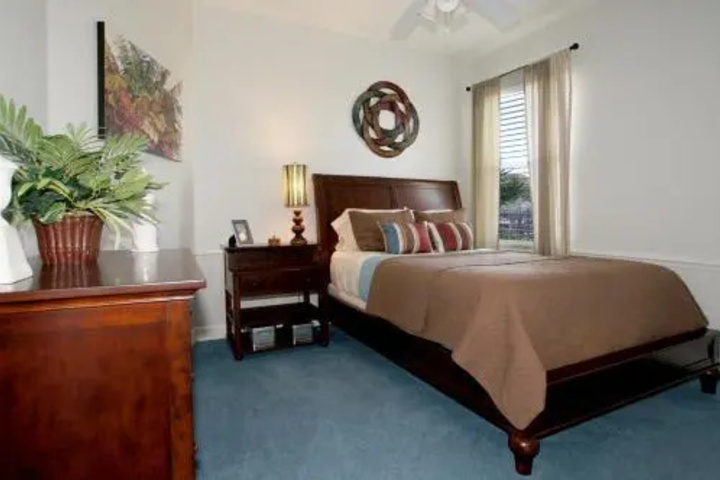 Room 4 of 11