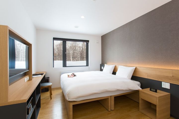 Room 15 of 34