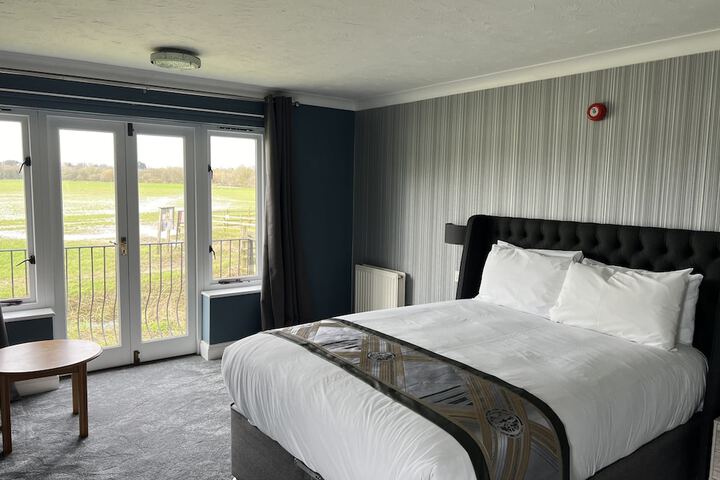 Room 32 of 56