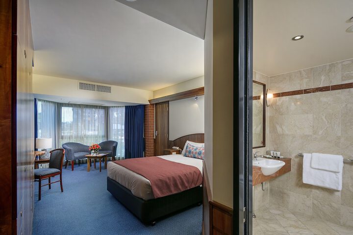 Room 30 of 56