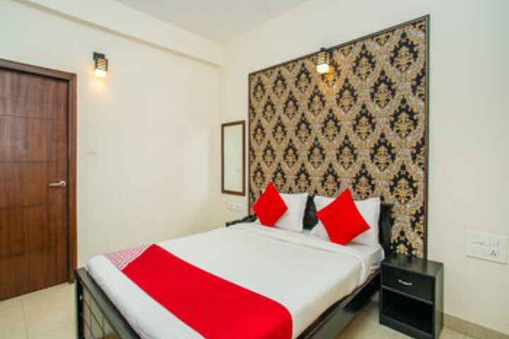 OYO 12962 Mafroosha Corporate Suites