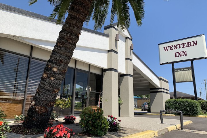 Exterior of Western Inn