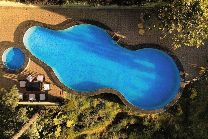 Pool 56 of 82