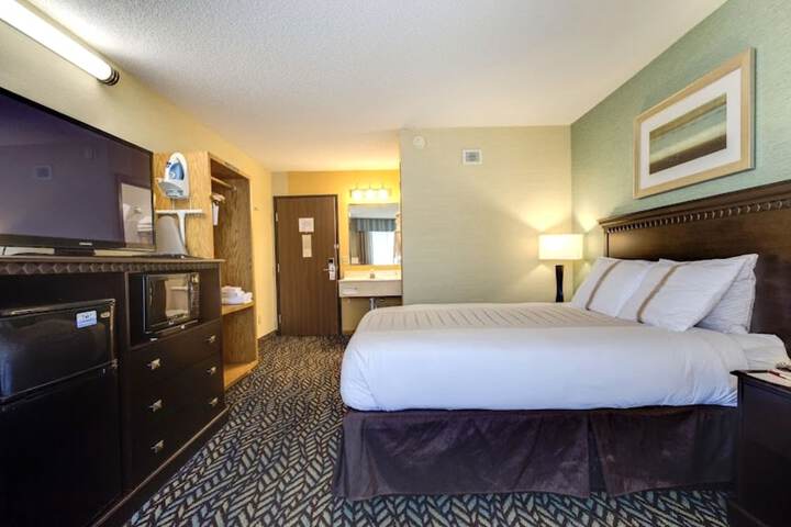 Room 21 of 49