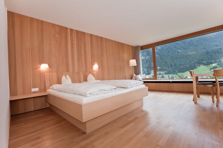 Room 9 of 58