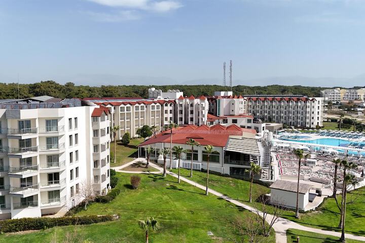 Hotel 377 of 417