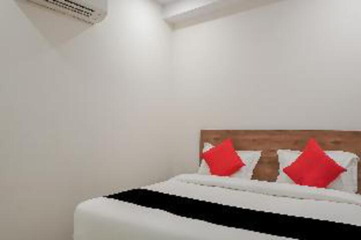 Capital O75756 Hotel Rama