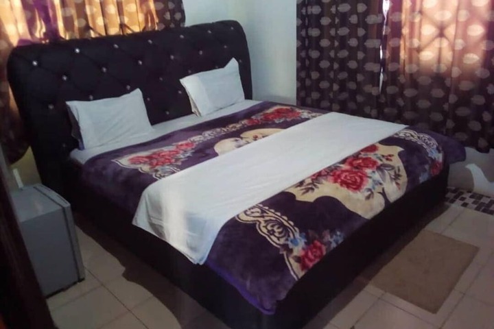 Room 3 of 5