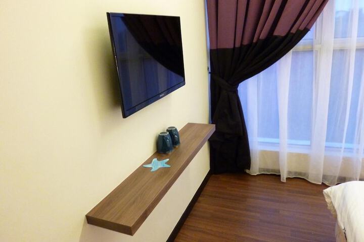 Room 17 of 35