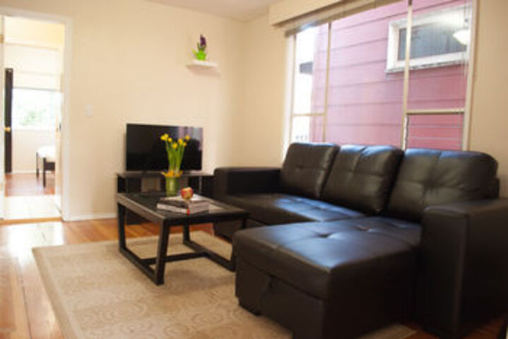 Charming 2BR in Kitsilano by Sonder