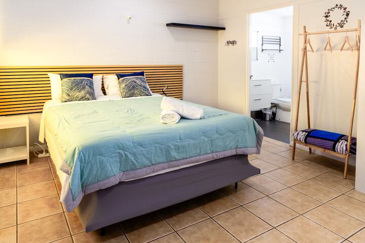 Room 9 of 31