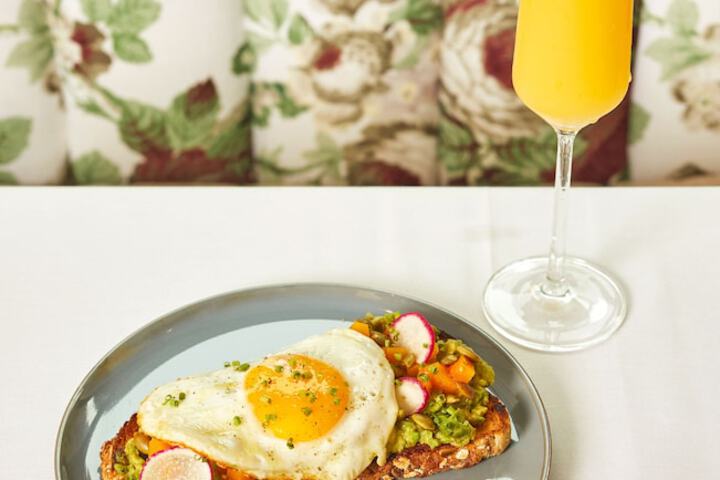 Breakfast meal